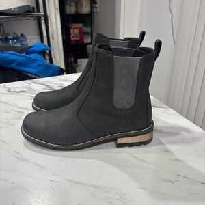 Kodiak dark grey boots size 37